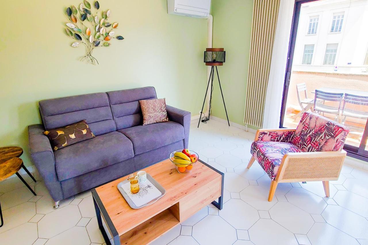 Regard Sur Les Remparts - Terrasse & Parking Apartment Avignon Luaran gambar