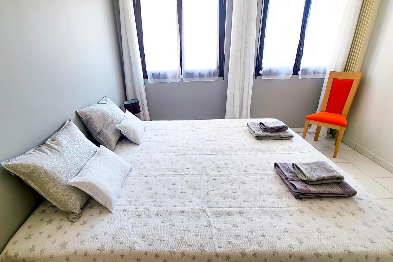 Regard Sur Les Remparts - Terrasse & Parking Apartment Avignon Luaran gambar