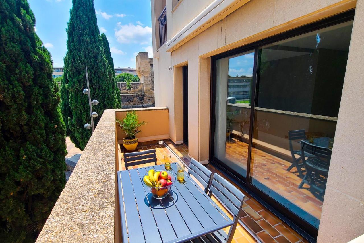Regard Sur Les Remparts - Terrasse & Parking Apartment Avignon Luaran gambar